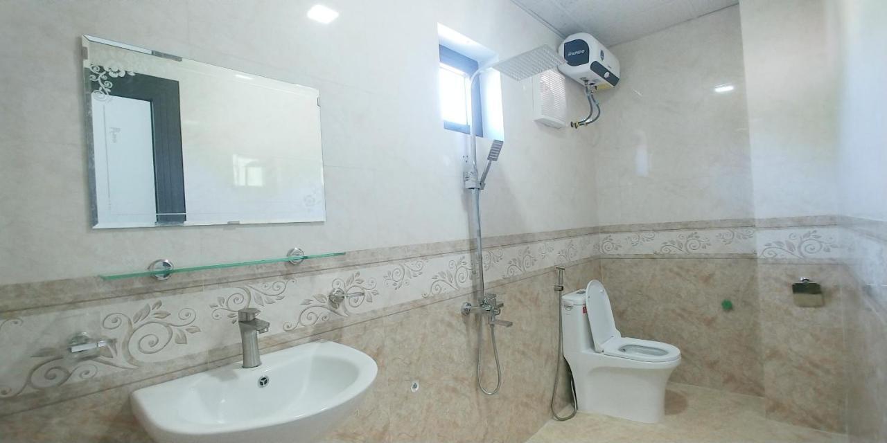 Trung Duc Hotel Phong Nha Exterior foto